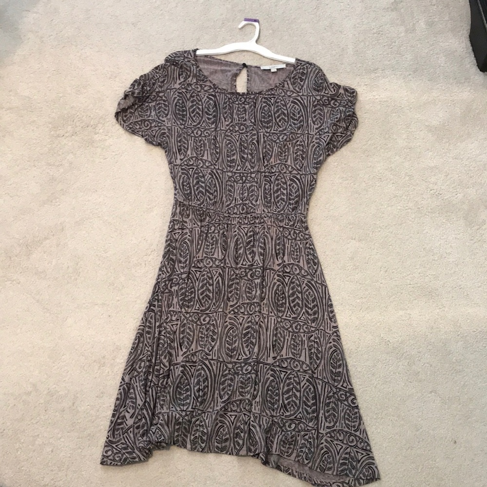 Woman’s dress LOFT